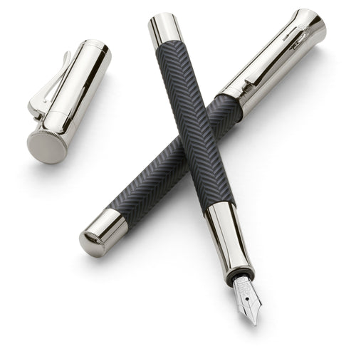 Graf von Faber-Castell Fountain pen Guilloche Ciselé Anthracite Medium